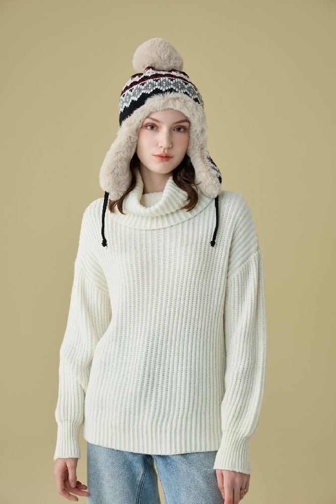 KNITTED WARM WINTER HATS