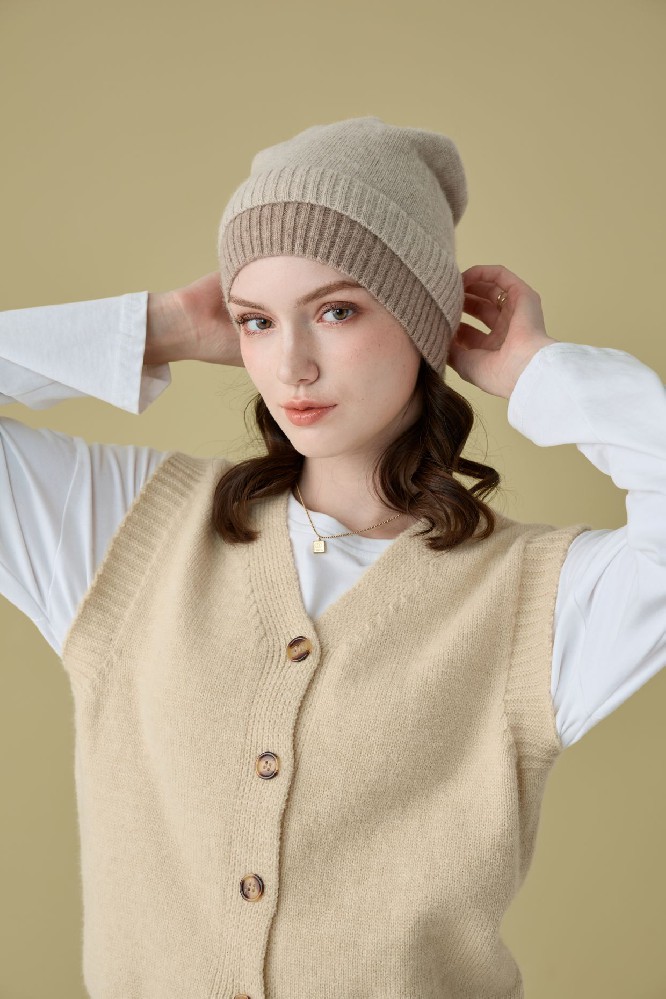 WINTER UNISEX KNITTED HATS
