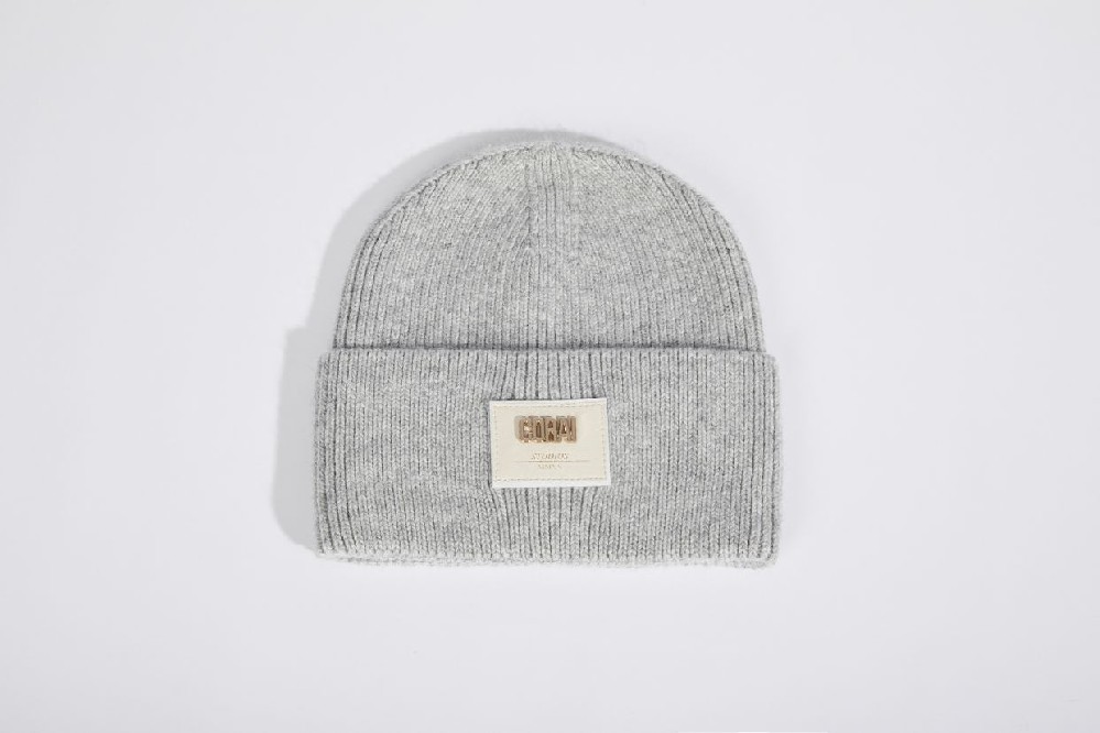 WINTER LOGO PATCH KNITTED HATS