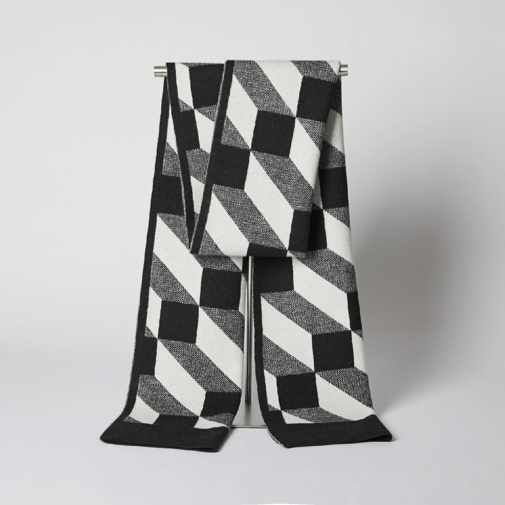 BEST QUALITY KNITTED SCARF